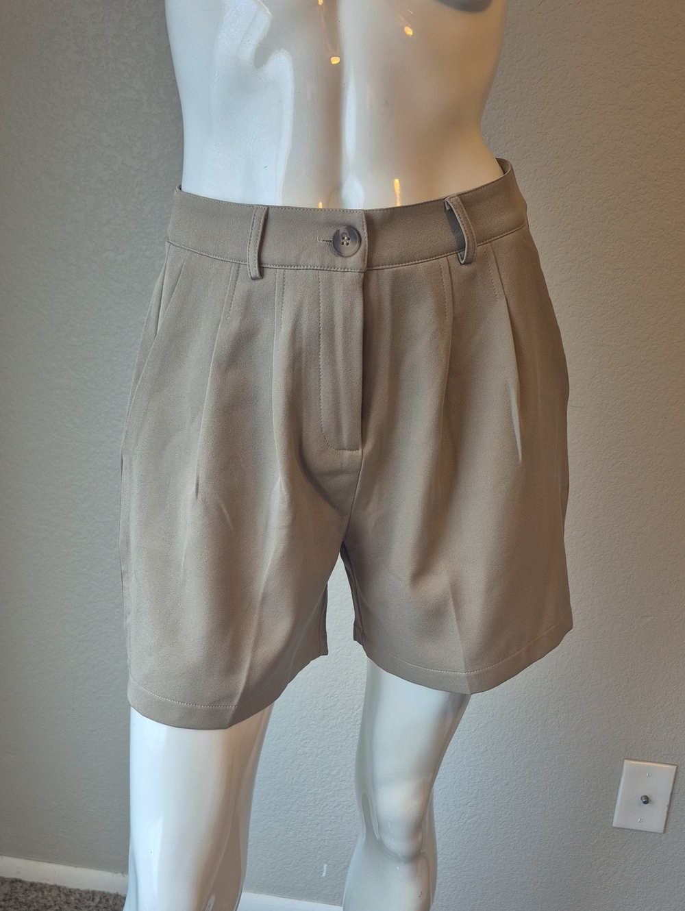 Pretty Garbage Beige Women's Tailored Shorts